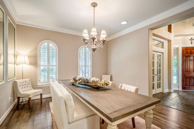 67 N Pentenwell Circle, Spring, TX 77382