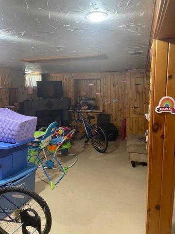 11322 Kinloch Avenue, Redford, MI 48239