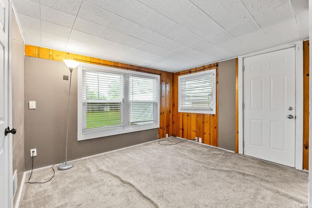 220 W Fleming Avenue, Fort Wayne, IN 46807