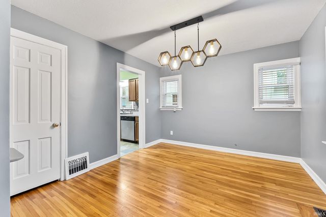 220 W Fleming Avenue, Fort Wayne, IN 46807