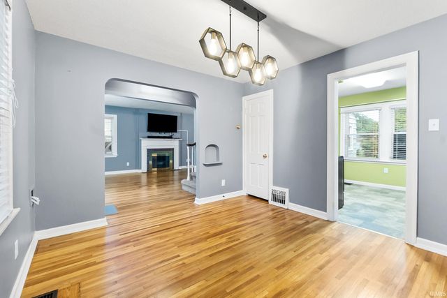 220 W Fleming Avenue, Fort Wayne, IN 46807