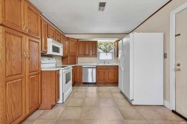 621 SOMERSET Drive, Kokomo, IN 46902