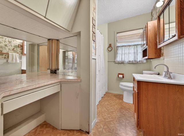 621 SOMERSET Drive, Kokomo, IN 46902