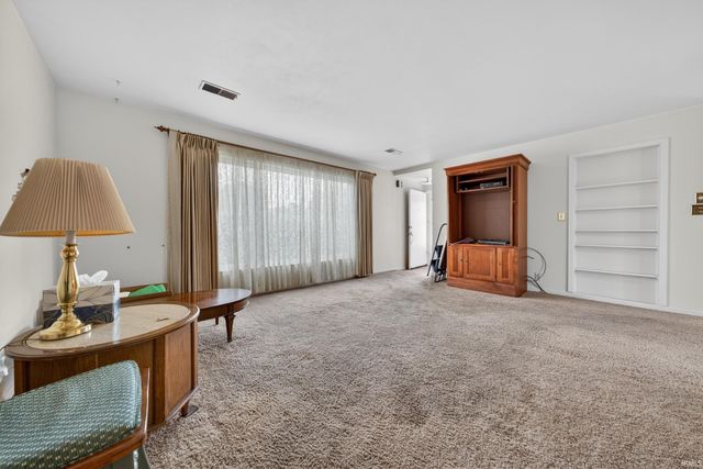 621 SOMERSET Drive, Kokomo, IN 46902