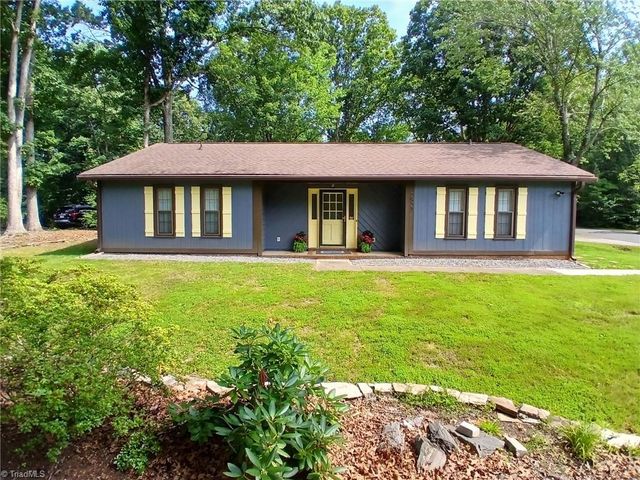 2527 Mount Salem Road, Pfafftown, NC 27040