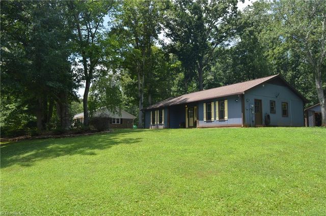 2527 Mount Salem Road, Pfafftown, NC 27040