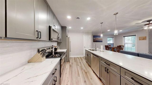 2527 Mount Salem Road, Pfafftown, NC 27040