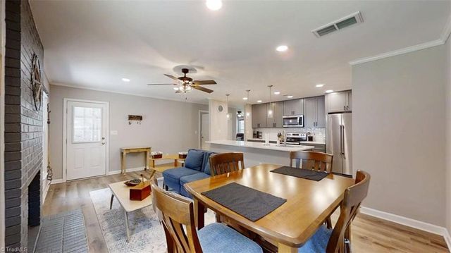 2527 Mount Salem Road, Pfafftown, NC 27040