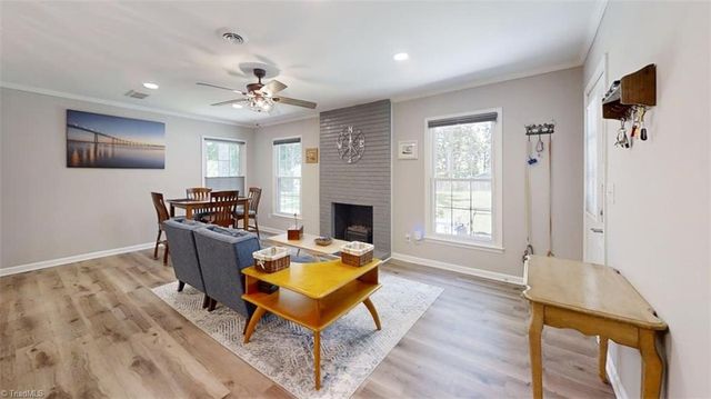 2527 Mount Salem Road, Pfafftown, NC 27040