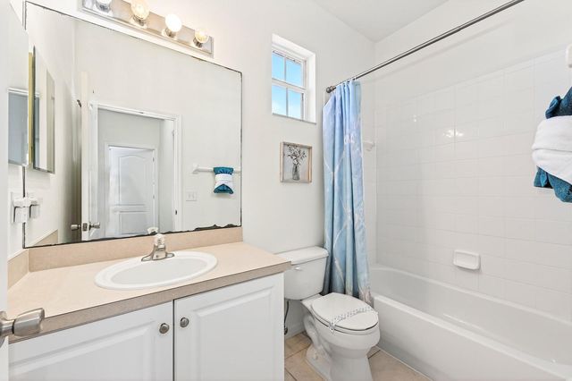 211 BRUNELLO DRIVE, Davenport, FL 33897