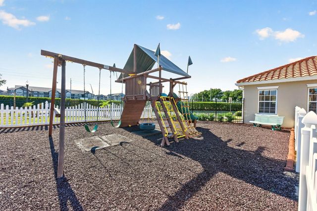 211 BRUNELLO DRIVE, Davenport, FL 33897