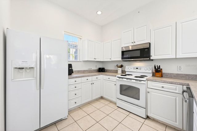 211 BRUNELLO DRIVE, Davenport, FL 33897