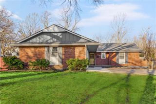 6506 Sterling Avenue, Raytown, MO 64133