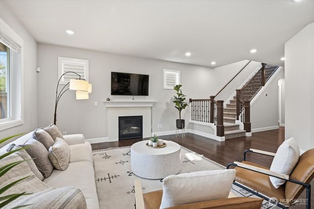 3917 174th Place SE, Bothell, WA 98012