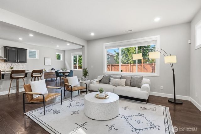 3917 174th Place SE, Bothell, WA 98012