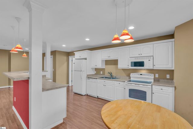 20 Moccasin Flower Trail, Landrum, SC 29356
