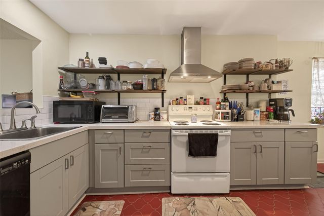 5235 Arboles Drive 9, Houston, TX 77035