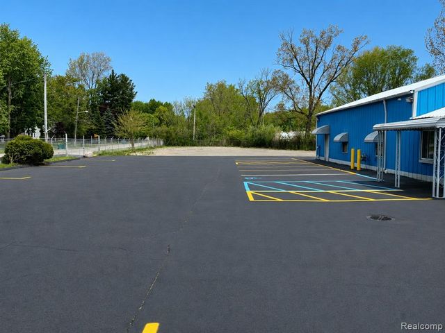 20401 Gudith Road, Brownstown, MI 48183