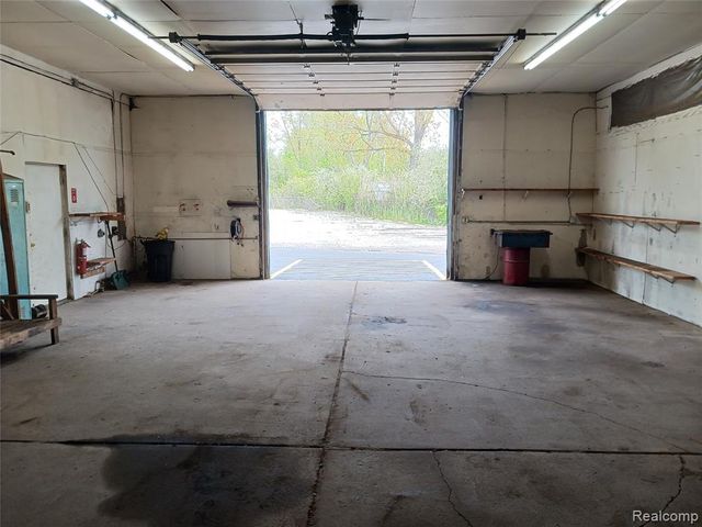20401 Gudith Road, Brownstown, MI 48183