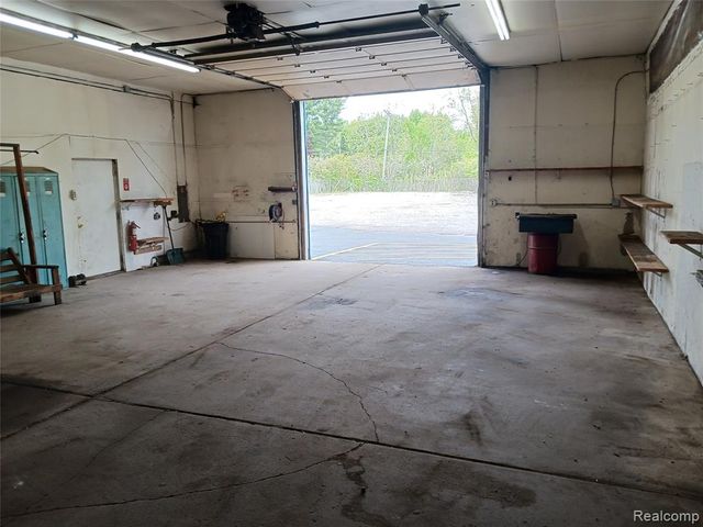 20401 Gudith Road, Brownstown, MI 48183