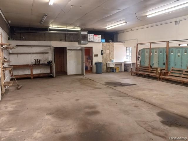 20401 Gudith Road, Brownstown, MI 48183
