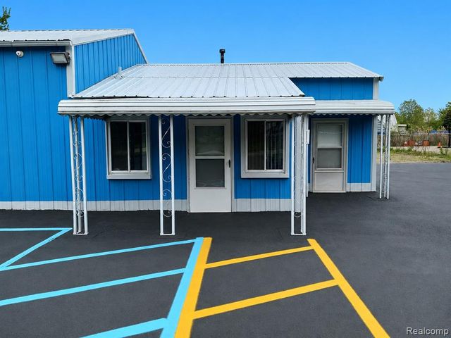 20401 Gudith Road, Brownstown, MI 48183
