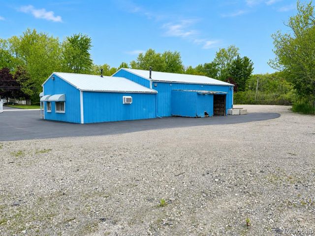 20401 Gudith Road, Brownstown, MI 48183