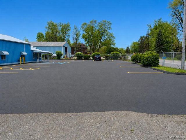 20401 Gudith Road, Brownstown, MI 48183