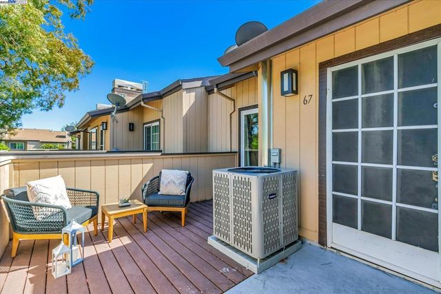 67 Silcreek, San Jose, CA 95116