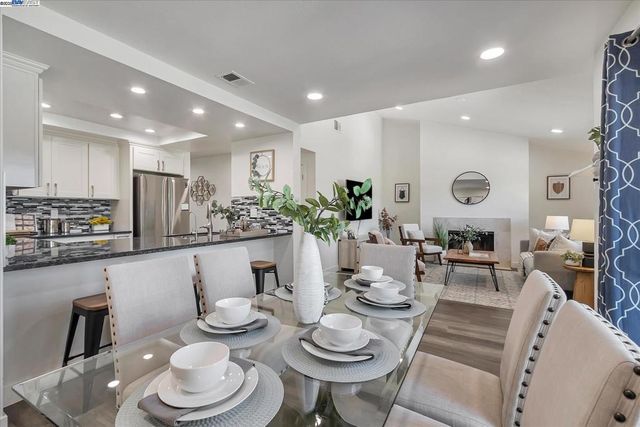 67 Silcreek, San Jose, CA 95116