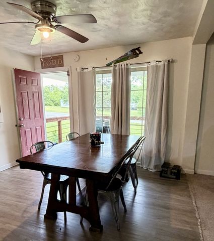 420 Calvert Ridge Rd, Westmoreland, TN 37186