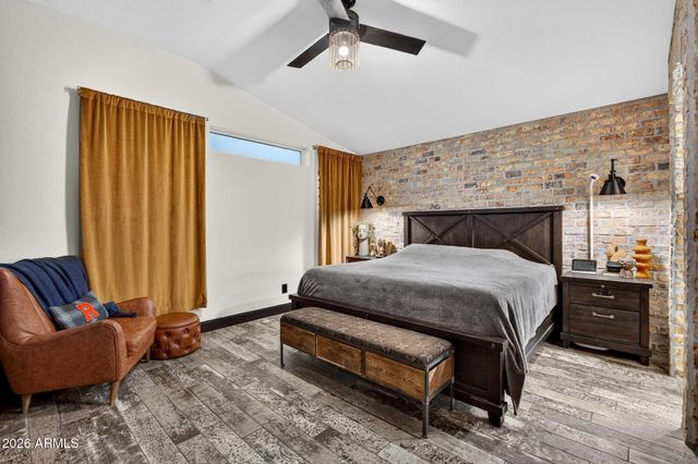 1921 E SIESTA Lane, Phoenix, AZ 85024