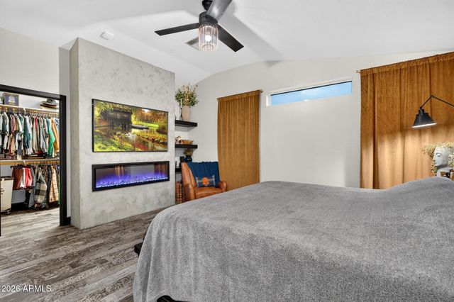 1921 E SIESTA Lane, Phoenix, AZ 85024