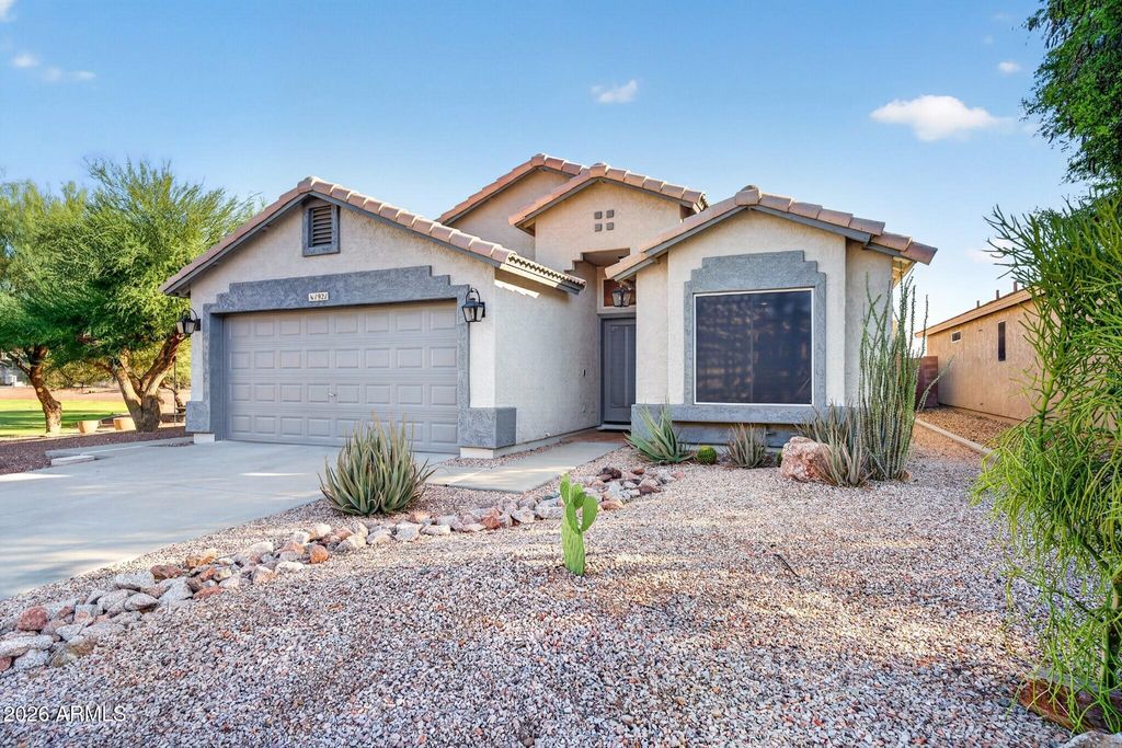 1921 E SIESTA Lane, Phoenix, AZ 85024 — photo 3