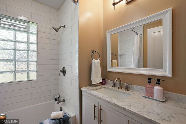 7961 59th Avenue N, New Hope, MN 55428