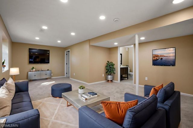 7961 59th Avenue N, New Hope, MN 55428