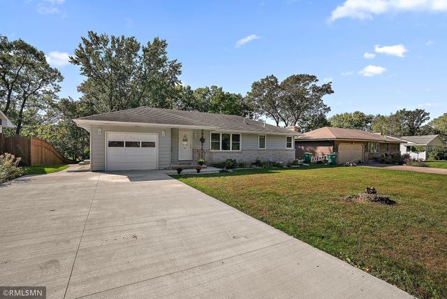 7961 59th Avenue N, New Hope, MN 55428