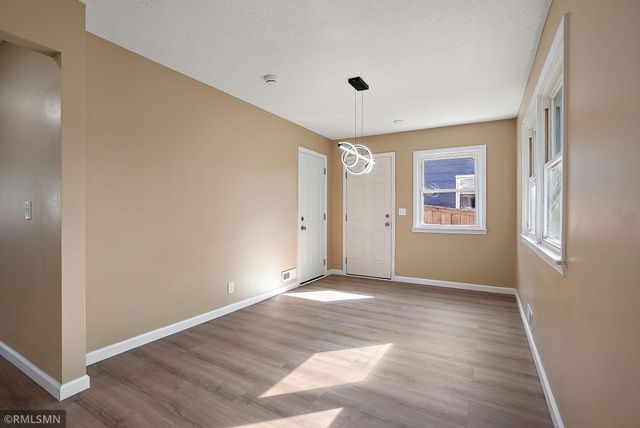 7961 59th Avenue N, New Hope, MN 55428