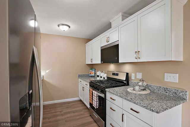 7961 59th Avenue N, New Hope, MN 55428