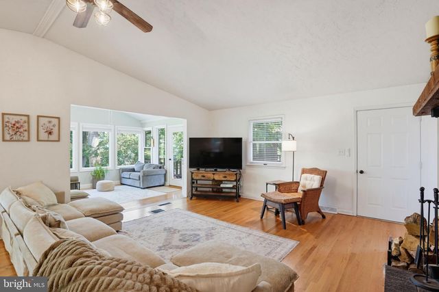 16 KENT AVE, Earleville, MD 21919
