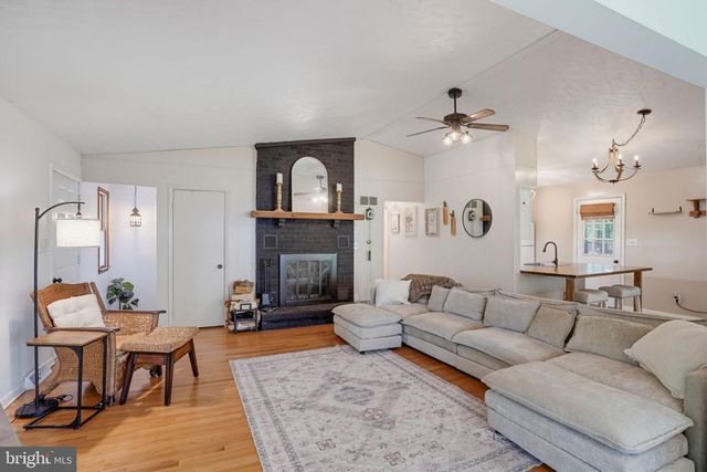 16 KENT AVE, Earleville, MD 21919