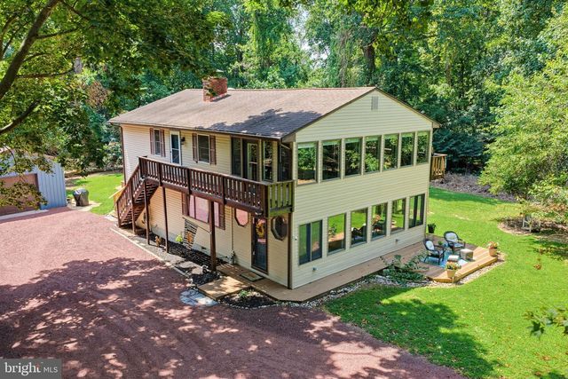 16 KENT AVE, Earleville, MD 21919