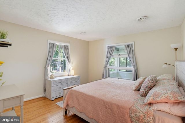 16 KENT AVE, Earleville, MD 21919