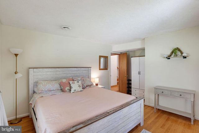 16 KENT AVE, Earleville, MD 21919