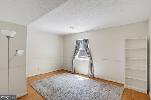 16 KENT AVE, Earleville, MD 21919