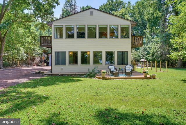 16 KENT AVE, Earleville, MD 21919
