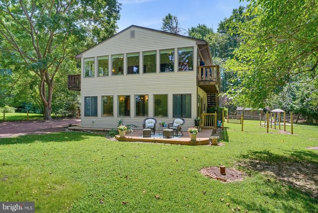 16 KENT AVE, Earleville, MD 21919