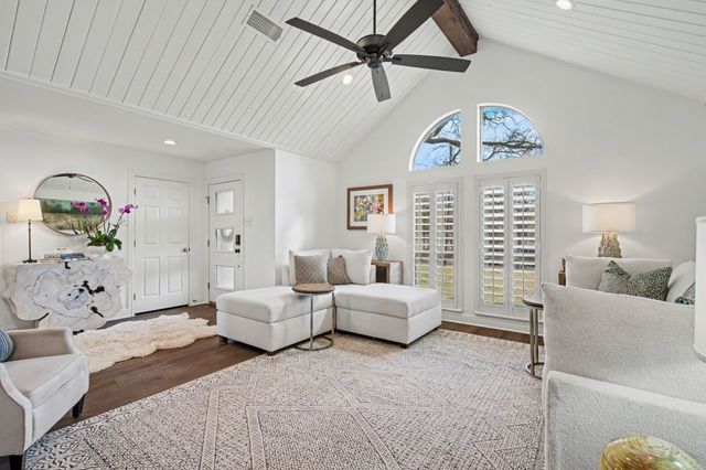 445 Crescent Drive, Pottsboro, TX 75076