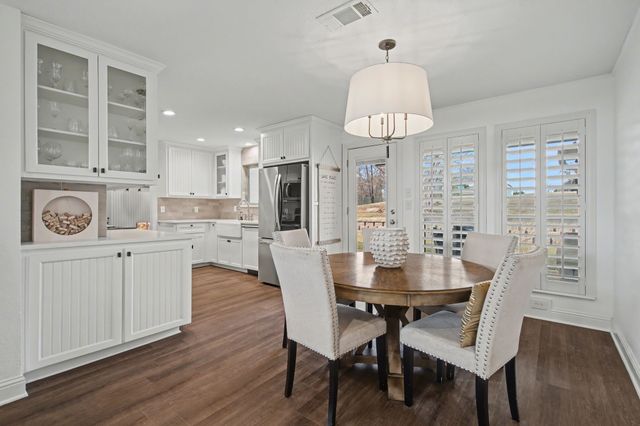 445 Crescent Drive, Pottsboro, TX 75076