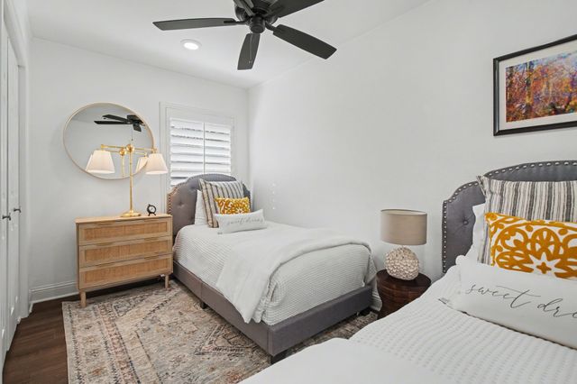 445 Crescent Drive, Pottsboro, TX 75076